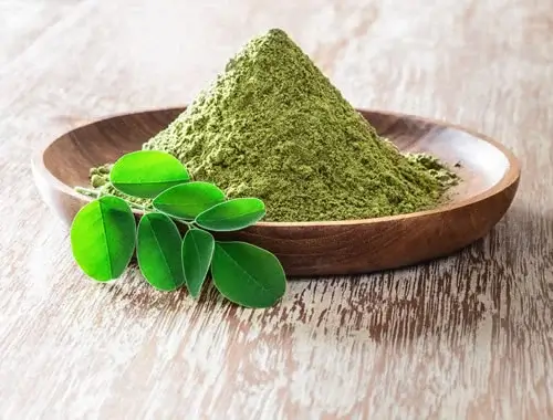 Natural-moringa-leaf-powder