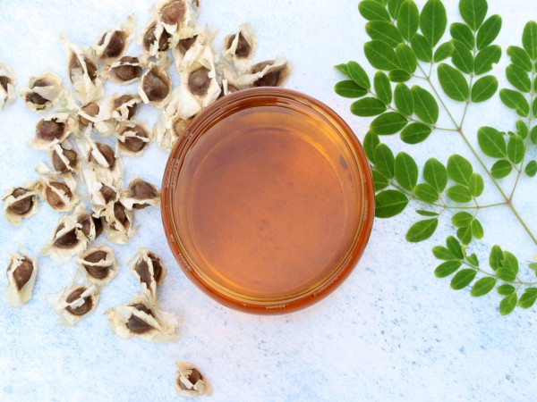 Bulk Supplier And Exporter Of Organic Moringa Seed Oil 
